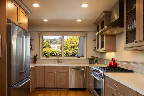 Kitchen - 28061 Heron Ct, Carmel, CA 93923 photo 2 of 2