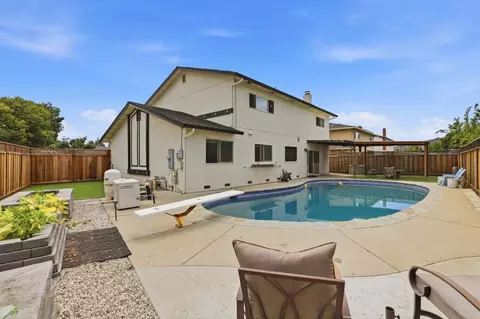 Exterior - 7185 Orchard Dr, Gilroy, CA 95020 photo 3 of 7