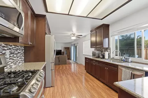 Kitchen - 7185 Orchard Dr, Gilroy, CA 95020 photo 2 of 2