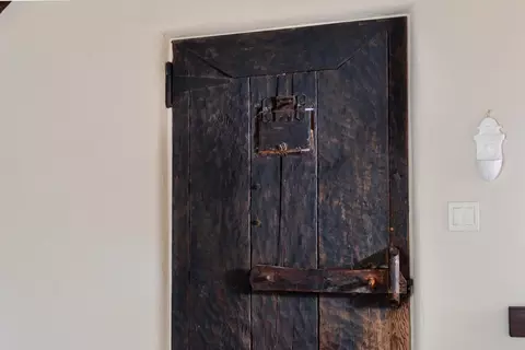 Entry Way - 1122 Harrison St, Monterey, CA 93940 photo 4 of 7