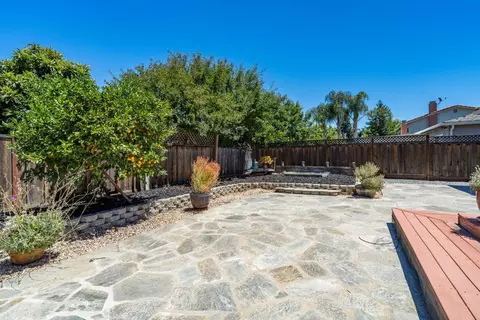 Exterior - 339 Churchill Pl, Gilroy, CA 95020 photo 12 of 15