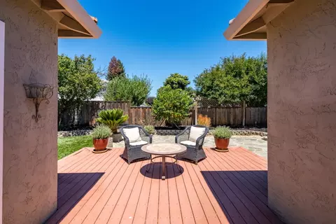 Exterior - 339 Churchill Pl, Gilroy, CA 95020 photo 5 of 15
