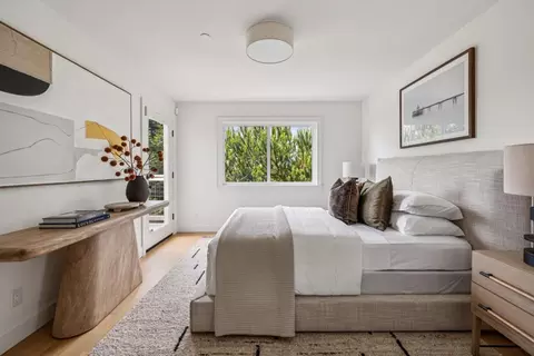 Bedroom - 822 Columbus St, El Granada, CA 94018 photo 1 of 5
