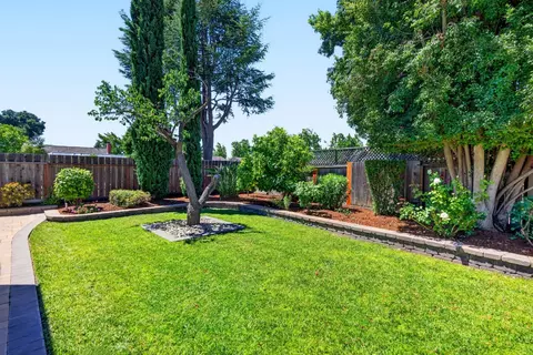 Exterior - 819 Flin Way, Sunnyvale, CA 94087 photo 5 of 12