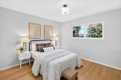 Bedroom - 819 Flin Way, Sunnyvale, CA 94087 photo 8 of 9