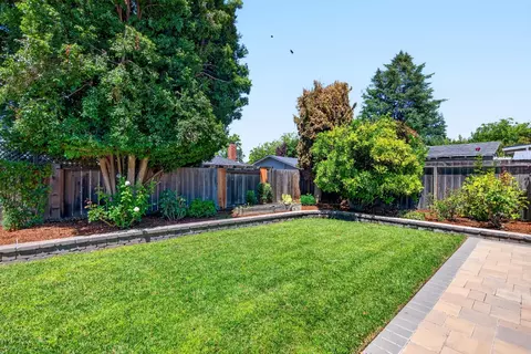 Exterior - 819 Flin Way, Sunnyvale, CA 94087 photo 6 of 12