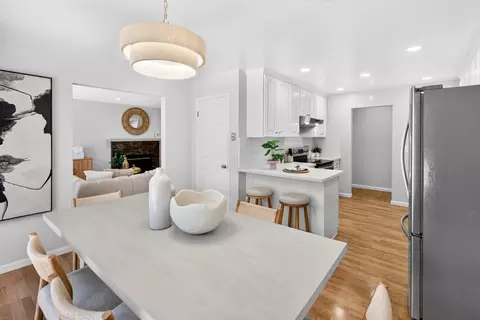 Dining - 819 Flin Way, Sunnyvale, CA 94087 photo 2 of 2