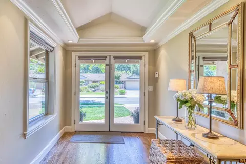 Entry Way - 23086 Espada Dr, Salinas, CA 93908 photo 2 of 6