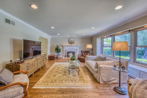 Living - 23086 Espada Dr, Salinas, CA 93908 photo 1 of 4