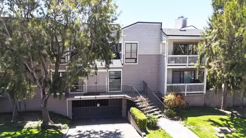 Exterior - 466 Pine Ave, Half Moon Bay, CA 94019 photo 2 of 2