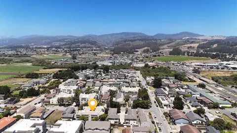 View/Area - 466 Pine Ave, Half Moon Bay, CA 94019 photo 3 of 4