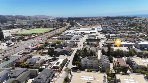 View/Area - 466 Pine Ave, Half Moon Bay, CA 94019 photo 4 of 4
