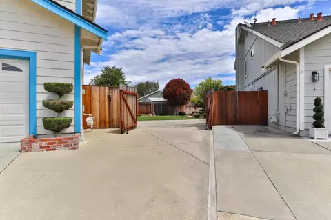Exterior - 1219 Willow Ct, Gilroy, CA 95020 photo 4 of 14