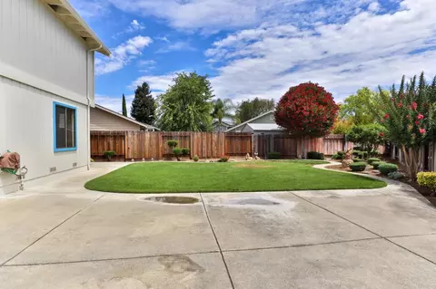 Exterior - 1219 Willow Ct, Gilroy, CA 95020 photo 5 of 14