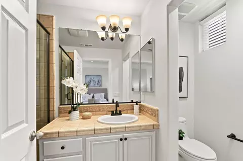 Bath - 1850 Snell Pl, Milpitas, CA 95035 photo 1 of 3