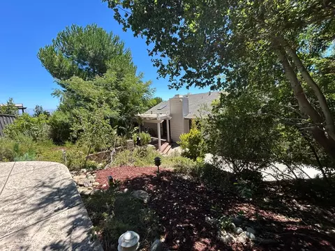 Exterior - 23005 Standing Oak Ct, Cupertino, CA 95014 photo 5 of 8