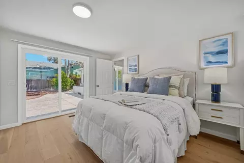 Bedroom - 136 Eldora Dr, Mountain View, CA 94041 photo 4 of 5