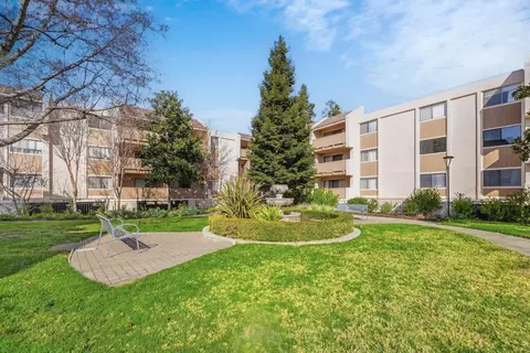 400 Ortega Ave 216, Mountain View, CA 94040