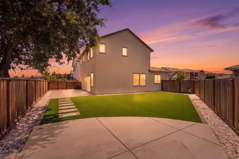 Exterior - 9192 Wickham Ct, Gilroy, CA 95020 photo 10 of 12