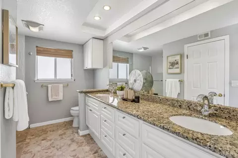 Bath - 2314 Farmcrest St, Milpitas, CA 95035 photo 2 of 6