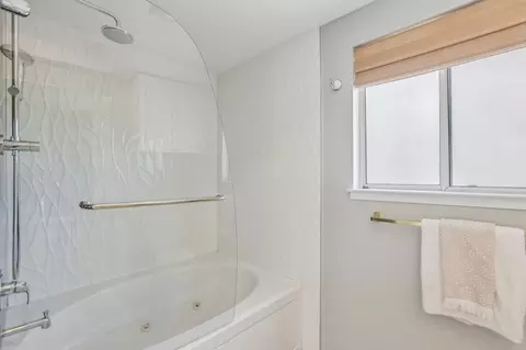 Bath - 2314 Farmcrest St, Milpitas, CA 95035 photo 4 of 6