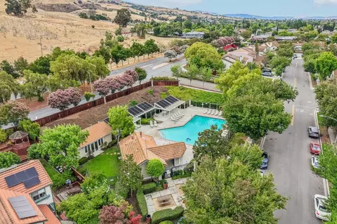 View/Area - 2314 Farmcrest St, Milpitas, CA 95035 photo 12 of 19