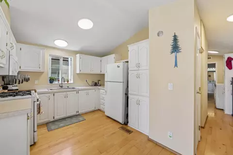 930 Rosedale Ave 2, Capitola, CA 95010 photo 7