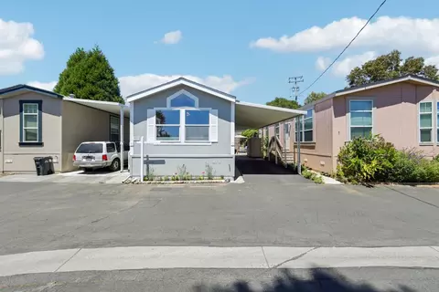 930 Rosedale Ave 2, Capitola, CA 95010 photo 2