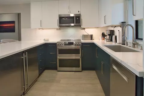 Kitchen - 73 Seascape Resort Dr, Aptos, CA 95003 photo 3 of 6