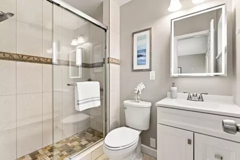Bath - 358 La Crosse Dr, Milpitas, CA 95035 photo 2 of 3