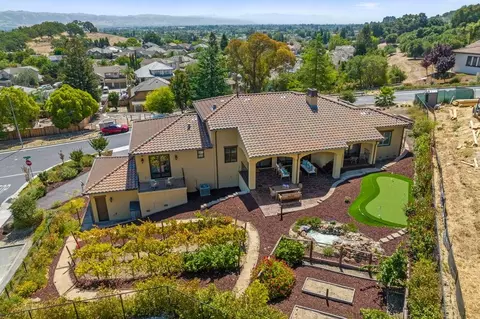 View/Area - 9175 Tea Tree Way, Gilroy, CA 95020 photo 4 of 4
