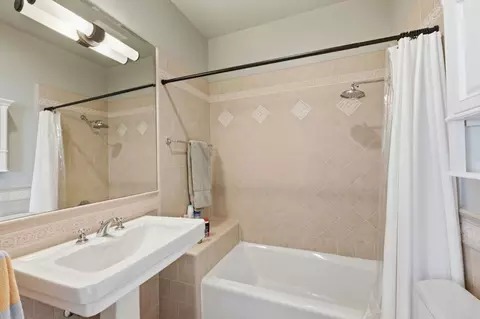 Bath - 184 5th Ave, San Francisco, CA 94118 photo 1 of 2
