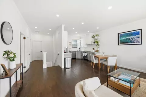Entry Way - 184 5th Ave, San Francisco, CA 94118 photo 4 of 6