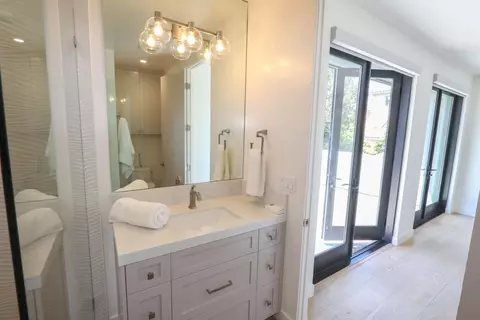 Bath - 315 Los Altos Dr, Aptos, CA 95003 photo 5 of 5