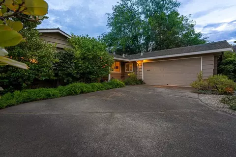 924 Kamsack Ct, Sunnyvale, CA 94087