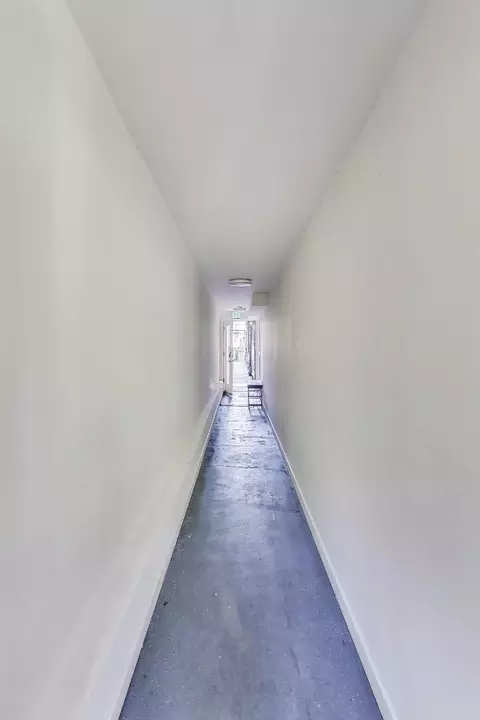 Entry Way - 751-753 Capp St, San Francisco, CA 94110 photo 2 of 4