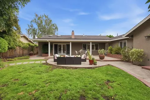 Exterior - 1324 Bent Dr, Campbell, CA 95008 photo 6 of 7