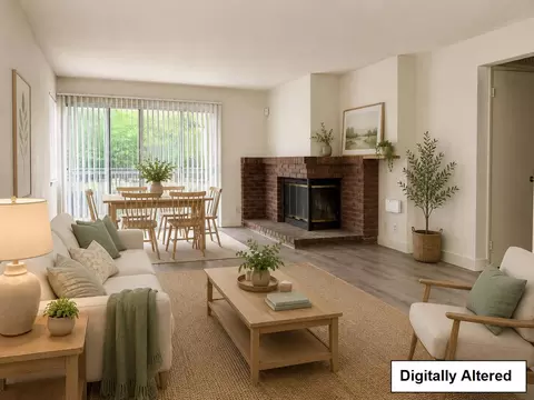 Living - 522 Lancaster Ln, Bay Point, CA 94565 photo 2 of 6