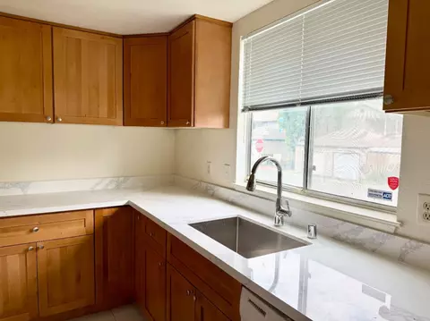 Kitchen - 522 Lancaster Ln, Bay Point, CA 94565 photo 2 of 3