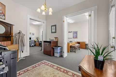 Entry Way - 142 N Central Ave, Campbell, CA 95008 photo 3 of 5