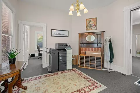 Entry Way - 142 N Central Ave, Campbell, CA 95008 photo 4 of 5