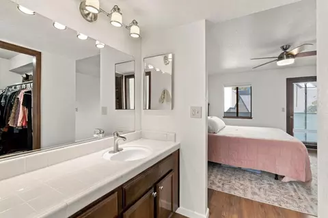 Bath - 2603 Mallory Ln, Santa Cruz, CA 95065 photo 3 of 6