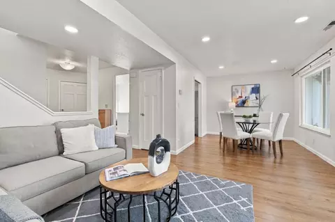Living - 2603 Mallory Ln, Santa Cruz, CA 95065 photo 2 of 3