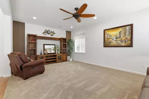 Living - 6567 Sanchez Pl, Gilroy, CA 95020 photo 1 of 4