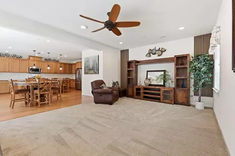 Living - 6567 Sanchez Pl, Gilroy, CA 95020 photo 2 of 4