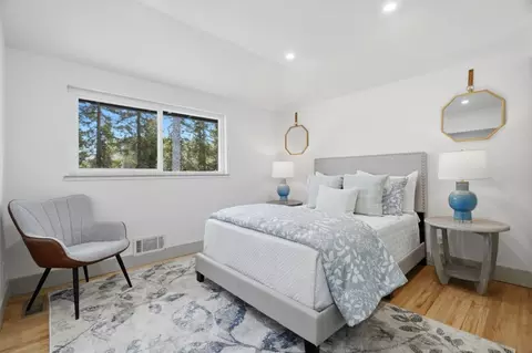 Bedroom - 1789 Linnet Ln, Sunnyvale, CA 94087 photo 6 of 7