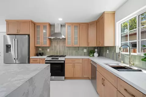 Kitchen - 1789 Linnet Ln, Sunnyvale, CA 94087 photo 1 of 6