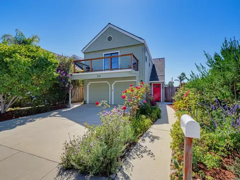 317 Centennial St, Santa Cruz, CA 95060