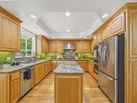 Kitchen - 18458 Pepper St, Castro Valley, CA 94546 photo 2 of 7