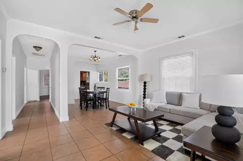 Entry Way - 7221 Forest St, Gilroy, CA 95020 photo 1 of 2